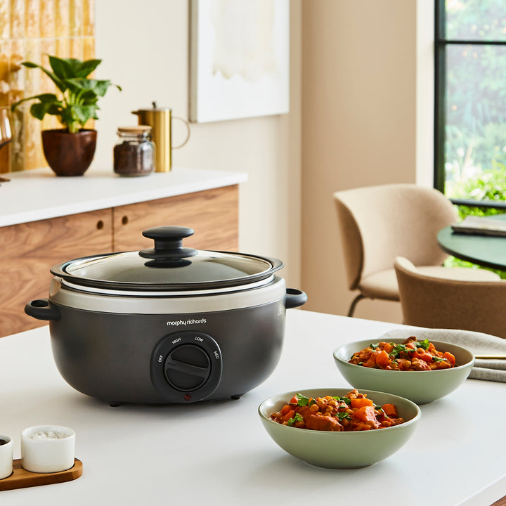 Sear & Stew Oval 3.5L Slow Cooker